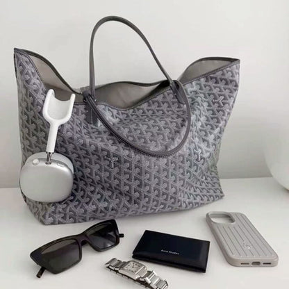 Croyard Handbag – Stylish & Spacious