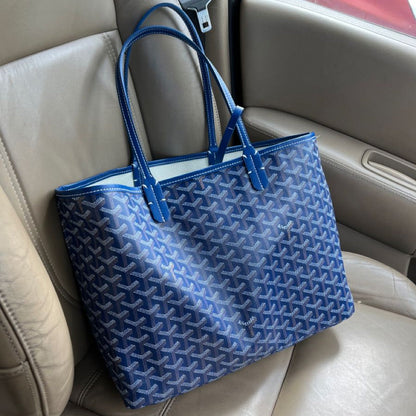 Croyard Handbag – Stylish & Spacious